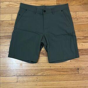 Men's Green Golf Shorts